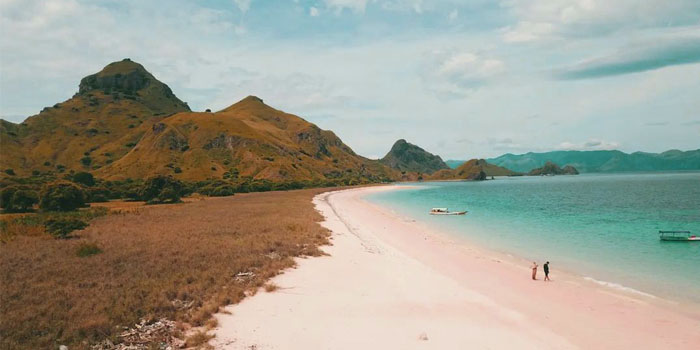 10 Pantai Terbaik di Indonesia - Penpiknik 10 Pantai Terbaik di Indonesia